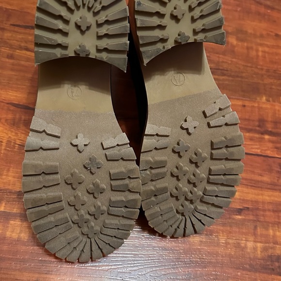 MIA Alejandro bootie lug sole ankle boots 7.5 black with brown soles. - Picture 3 of 6